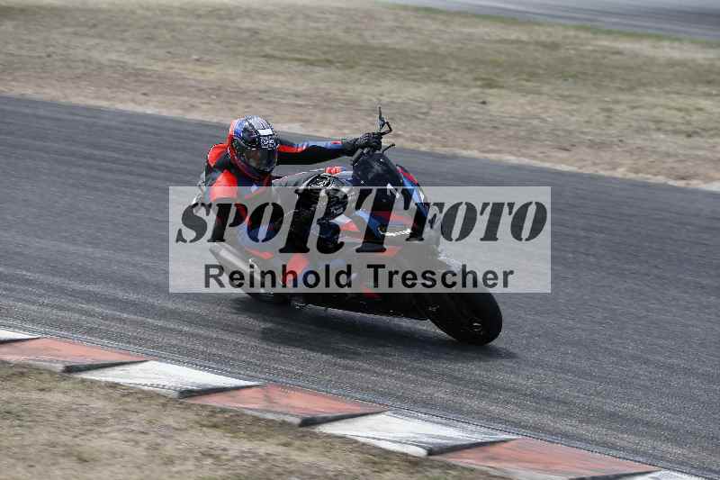 /21 17.06.2026  Ducati Schweiz Track Warmup ADR/Gruppe blau/1